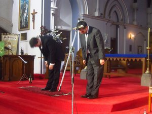 Taking a bow.