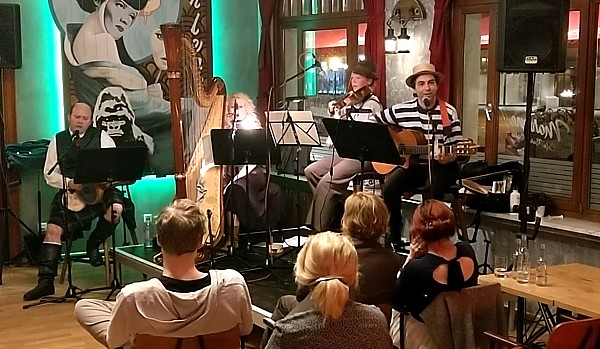 Photo of band from Bar Jeder Wahrheit Nr. 5